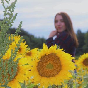 Meet your Posher, Hailey